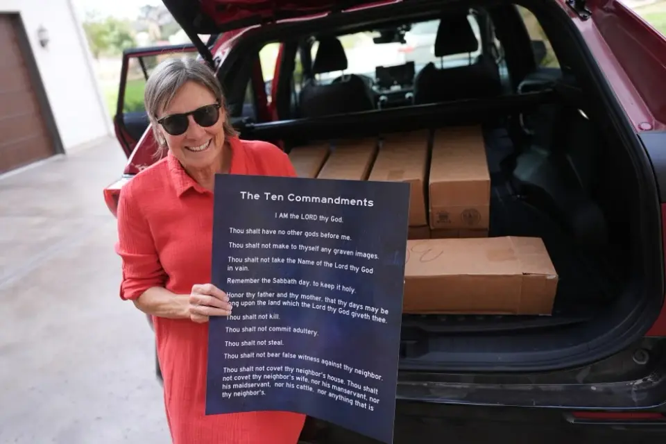 Appeals Court Allows Texas to Display Ten Commandments in Classrooms