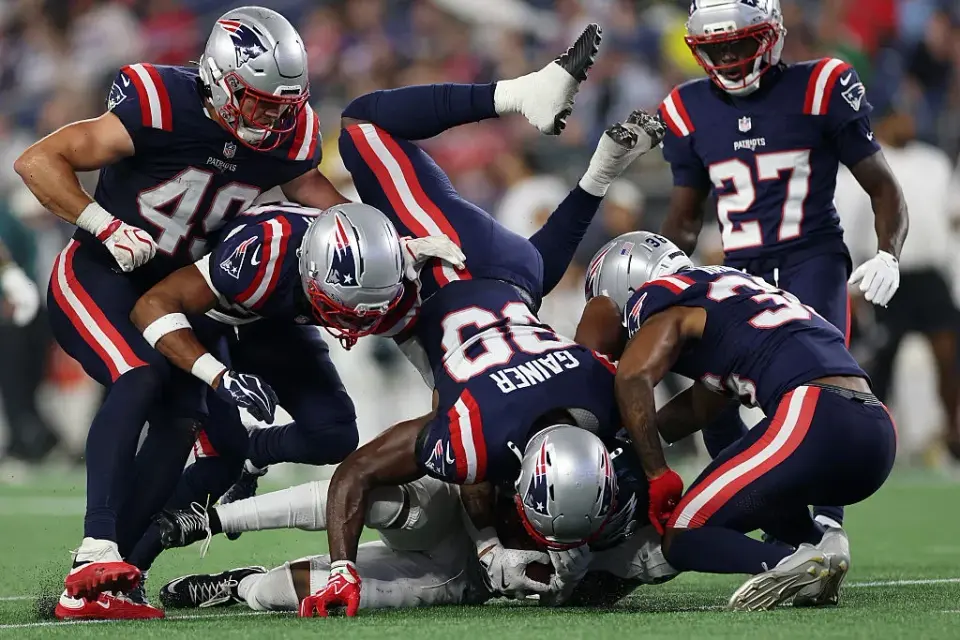 Patriots' depth tested as backups spark and stumble against Eagles