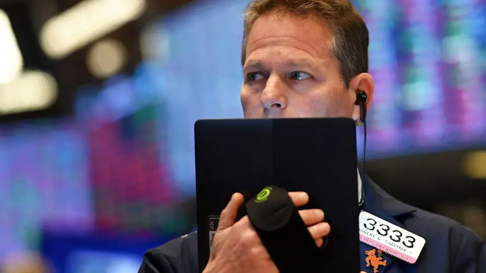 Chart Signals Point to Breakout in Short-Term Treasuries, Carter Worth Says