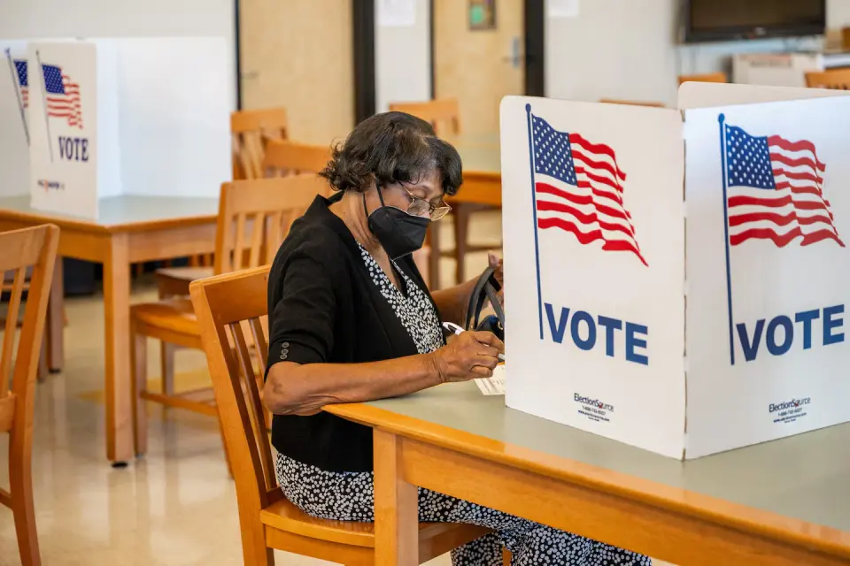 Supreme Court OKs counting late-arriving mail ballots ahead of the midterms