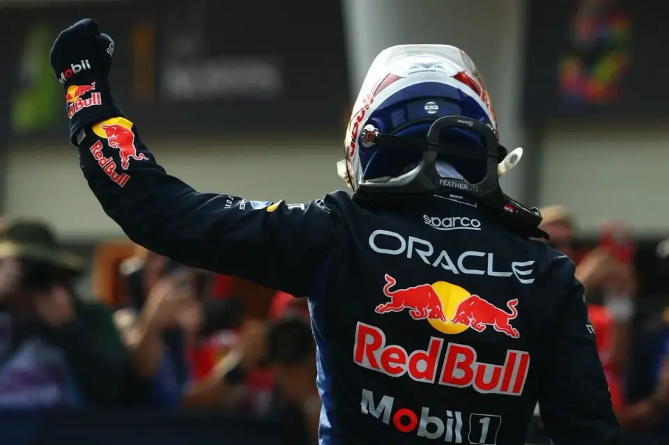 Verstappen Seizes 2026 Pole at Sepang as Hamilton Returns to Front Row