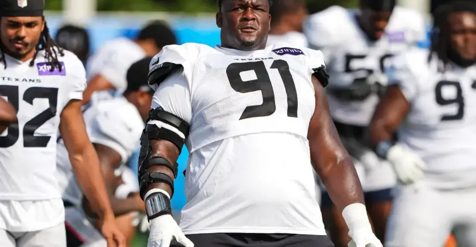 49ers Sign Naquan Jones to Patch Defensive Line Holes