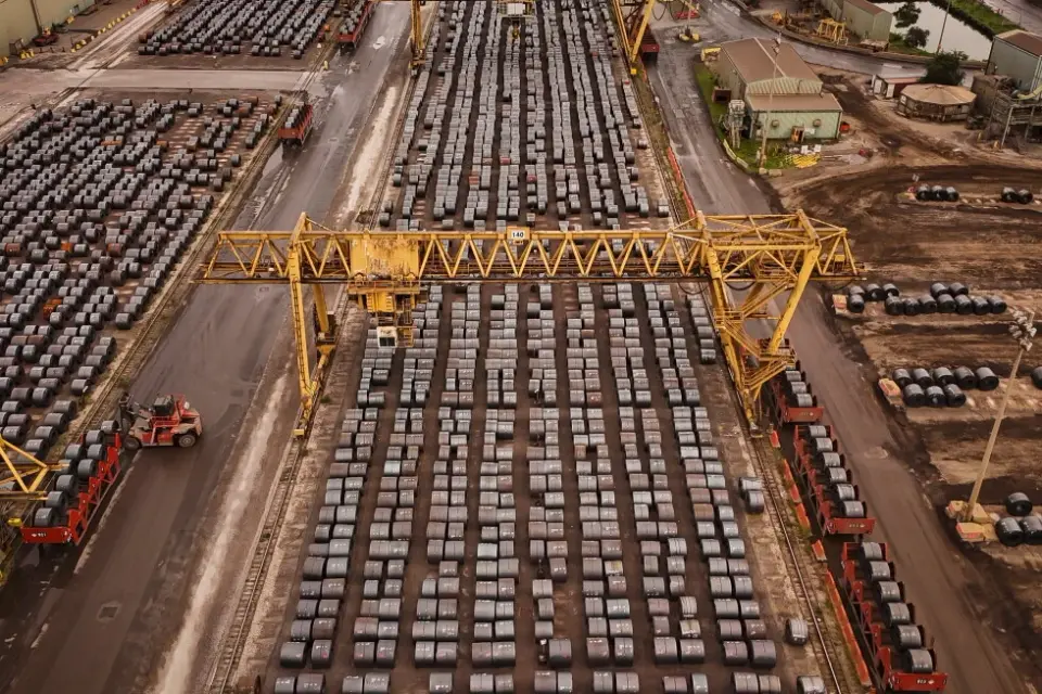 Factory workers in swing states warn Republicans of tariff-driven job losses