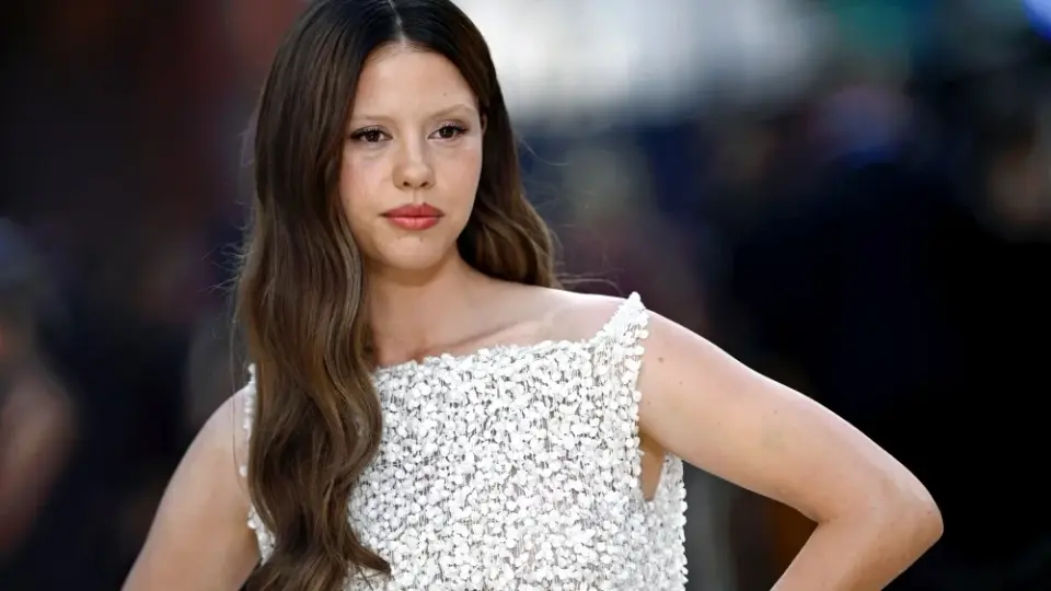 Mia Goth Condemns Instagram for Viral AI Deepfake Amid Divorce Filing