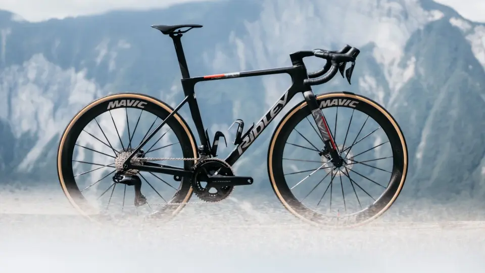 Ridley's New Falcn RS 2.0 Hits 6.2kg with Aggressive Geometry and Exotic Wheels