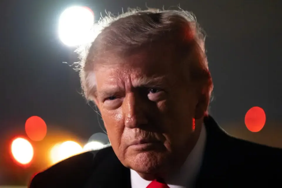Senators and Allies Condemn Trump’s Russian Diesel Deal as Illegal and Divisive