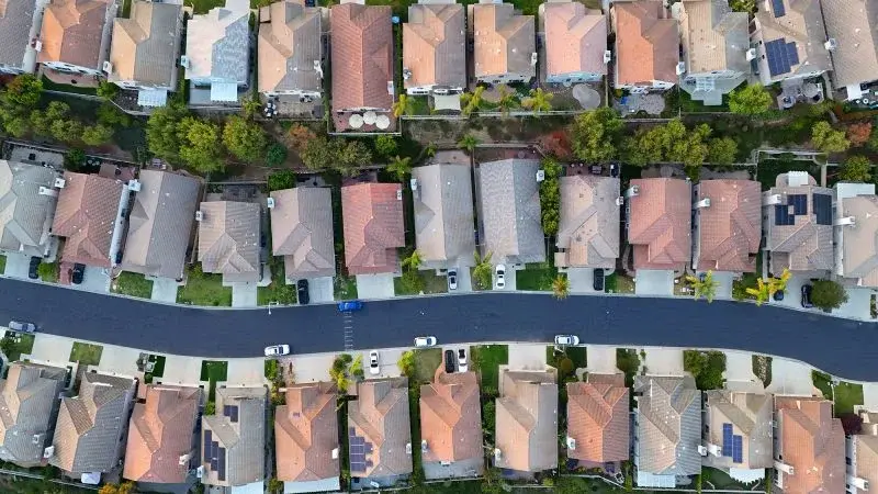 New housing reform becomes law, betting on supply despite political drama