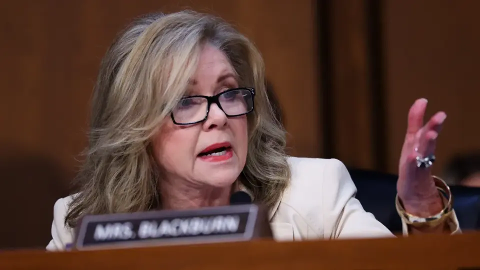 Blackburn sues Smith over secret phone records, challenging his legal authority