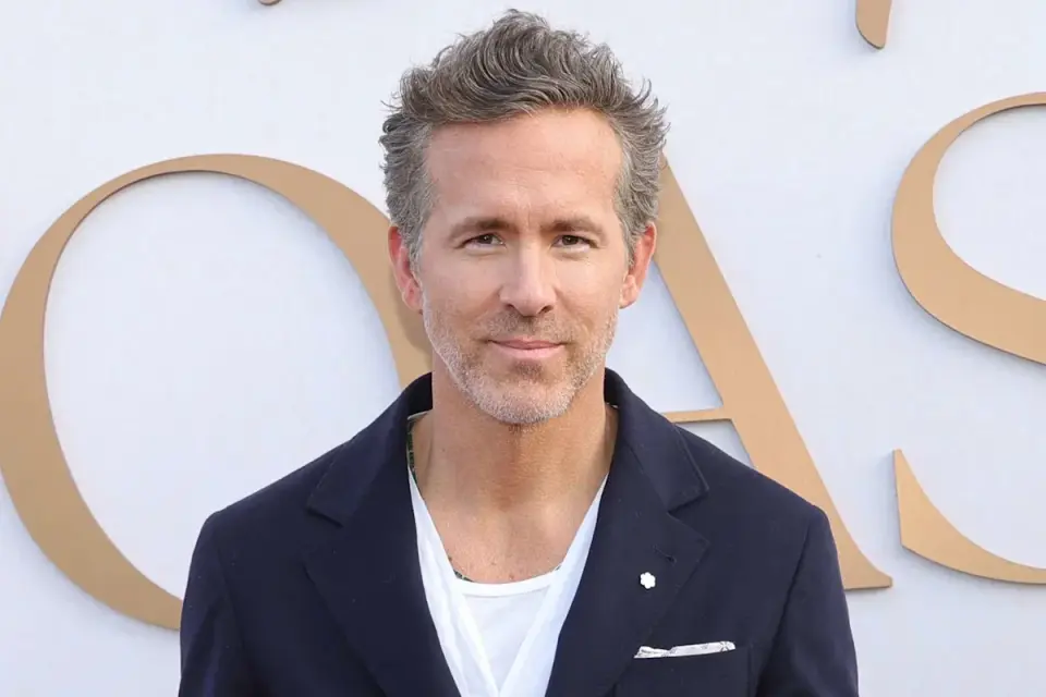 Ryan Reynolds recalls harrowing drunk-driver crash that kept him hospitalized for a month