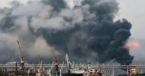 Ukraine Launches Record 1,000-Drone Strike on St. Petersburg Amid US-Russia Sanctions Dispute