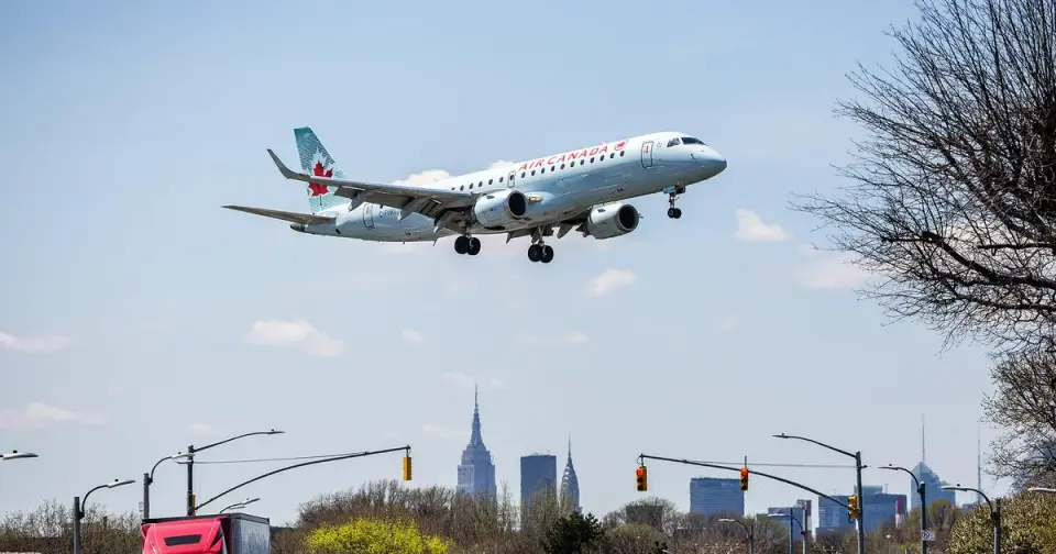 Air Canada Captain Charged Over 900+ Flights Without Valid License