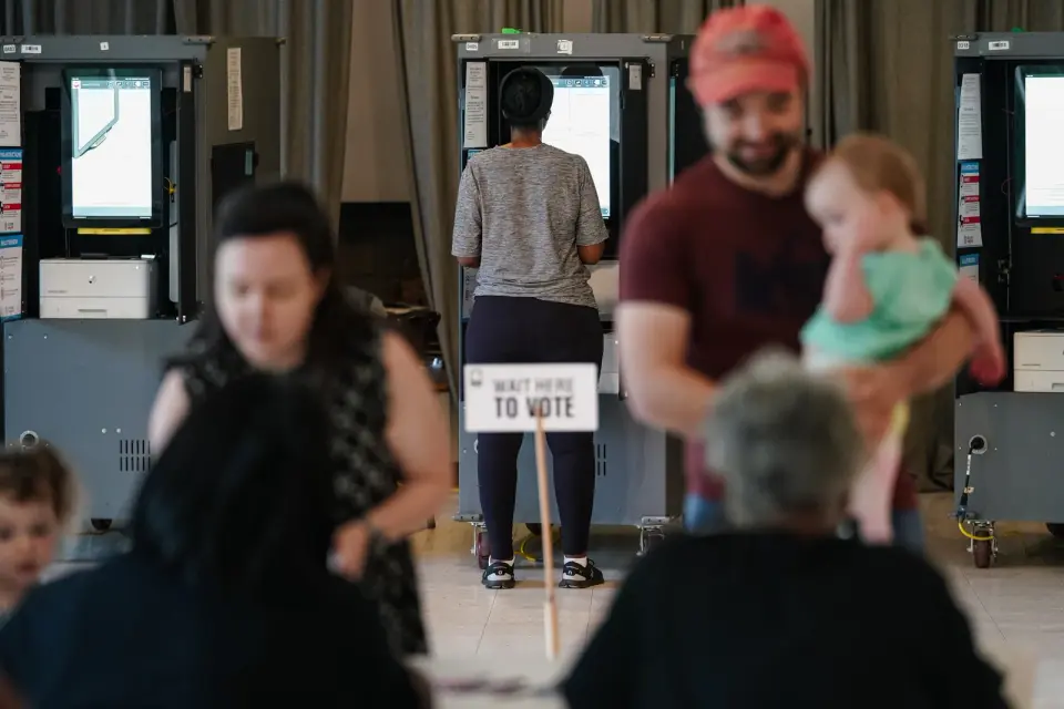 Georgia Election Board Official Requests Federal Ban on State Voting Machines