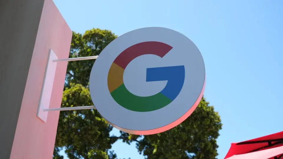 Alphabet Q3 Earnings Reveal AI Search Monetization Gap and Record Cash Flow Deficit