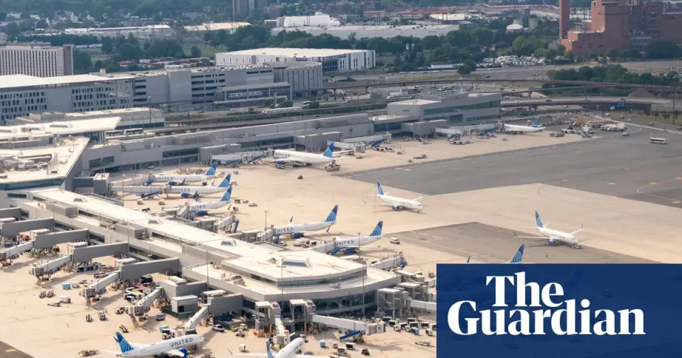 GAO flags insecure aviation radios as flights halted at three US airports