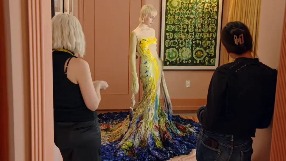 Emma Chamberlain Turns Her Met Gala Look Into a Painting