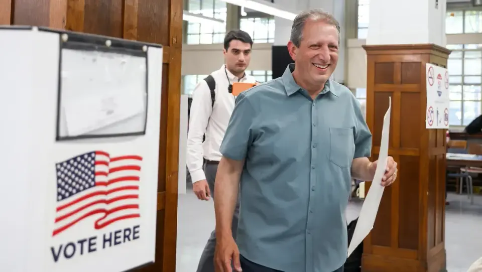 Lander Wins NY-10 Democratic Primary, Expands Progressive Wing