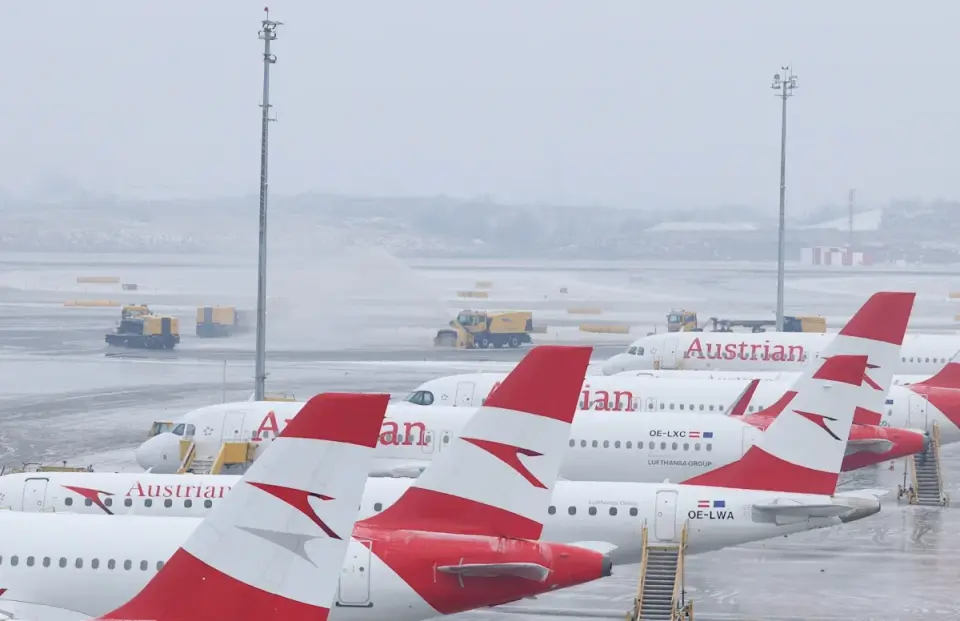 Austrian Airlines Diverts Tel Aviv Flight to Sofia After Bomb Threat