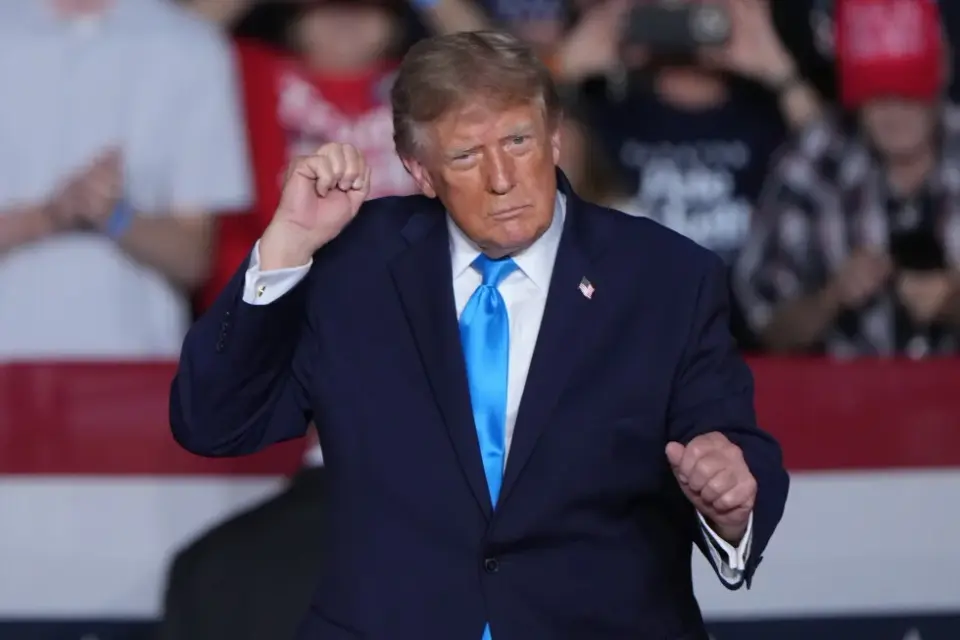 GOP Midterm Strategy Hinges on $1 Billion War Chest and Trump's Influence