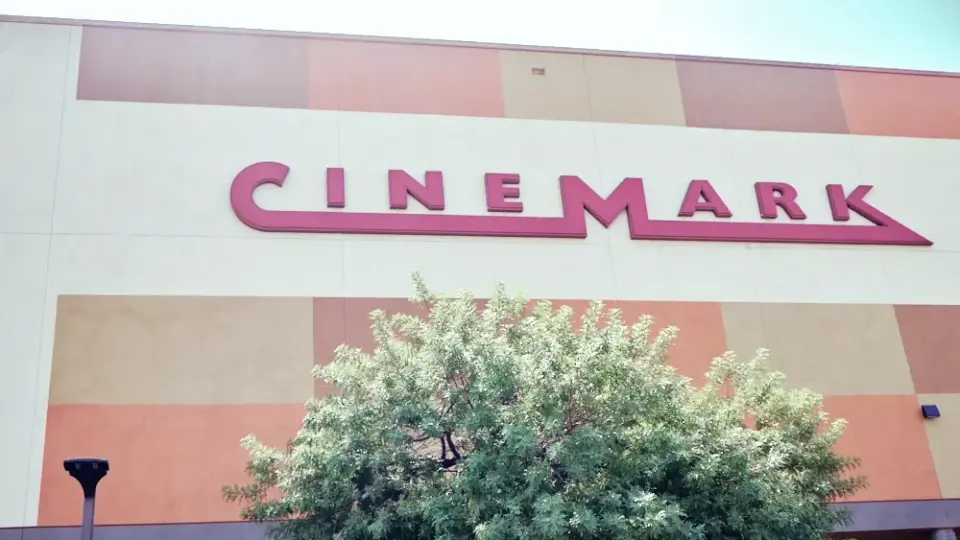 Cinemark Backs Paramount-Warner Discovery Merger, Joining Theaters in Support