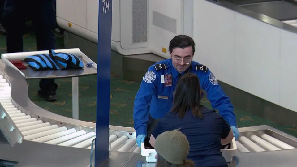 New York man removed from PDX flight after 30 pounds of marijuana found in luggage