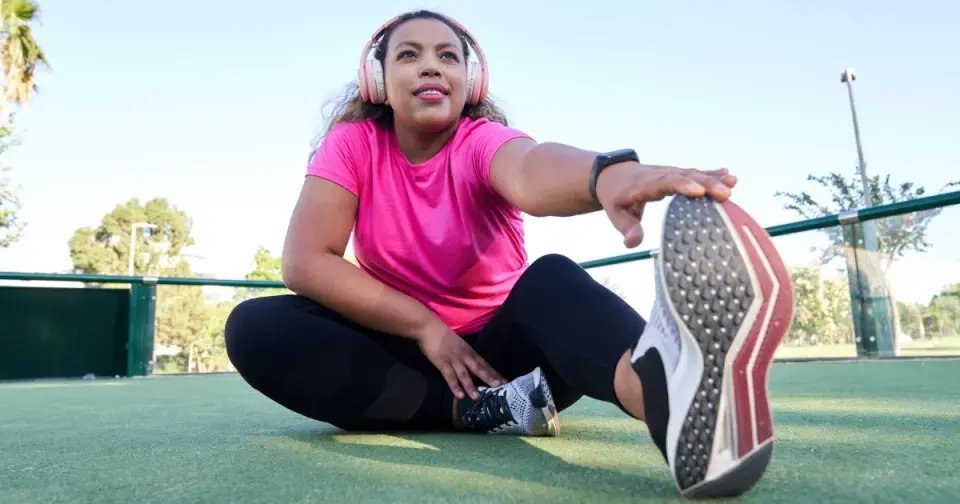 A 10-Minute Post-Meal Walk: The Simple Gut-Health Hack From a GI Doctor