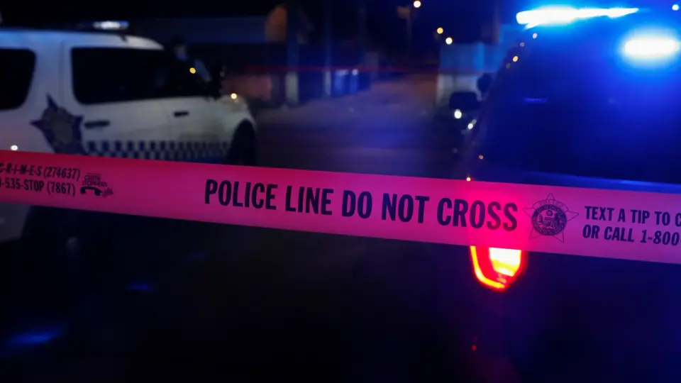 Red SUV opens fire in Chicago crowd, wounding 12 on South Side