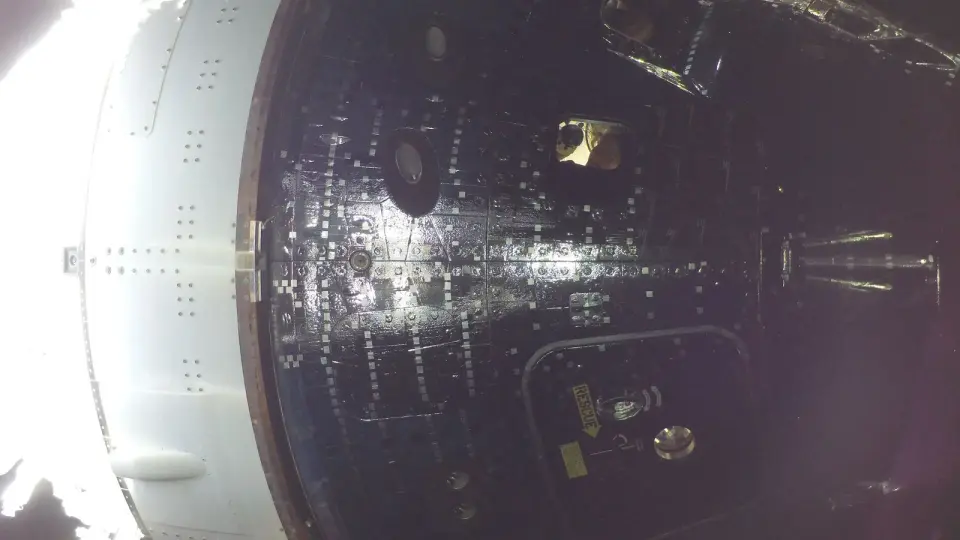 Artemis 2's moon-bound selfie: Koch captures microgravity grin
