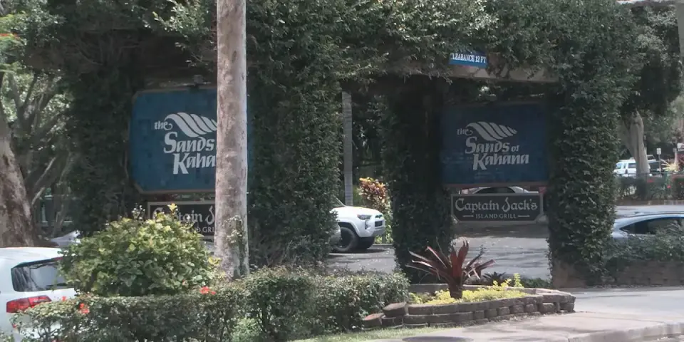 Former Maui Prep champion charged in West Maui security guard's death
