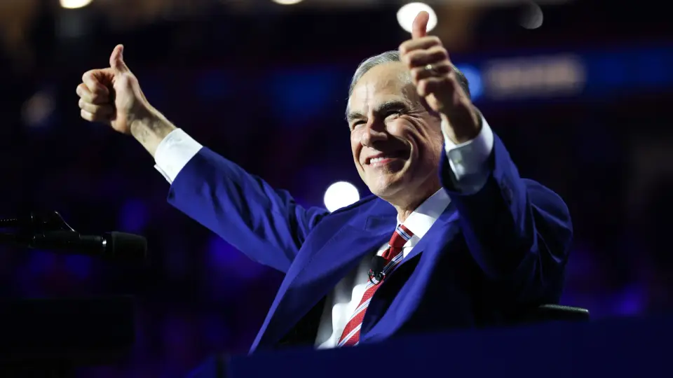 Texas gubernatorial polls show Abbott leading by 7 to 8 points, but Hinojosa gains ground among independents