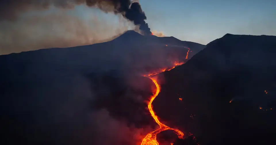 Etna Eruption Grounds Flights Across Sicily and Europe