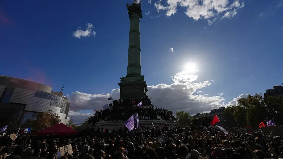 France Unbowed claims symbolic victory as student protests escalate into national crisis