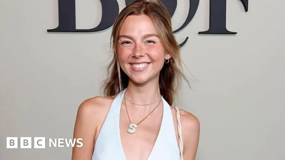 TikTok Star Sydney Towle Dies at 26 After Rare Cancer Battle