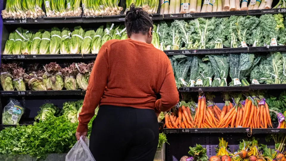 May PCE Core Inflation Climbs to 3.4%, Keeping Fed on Inflation Watch