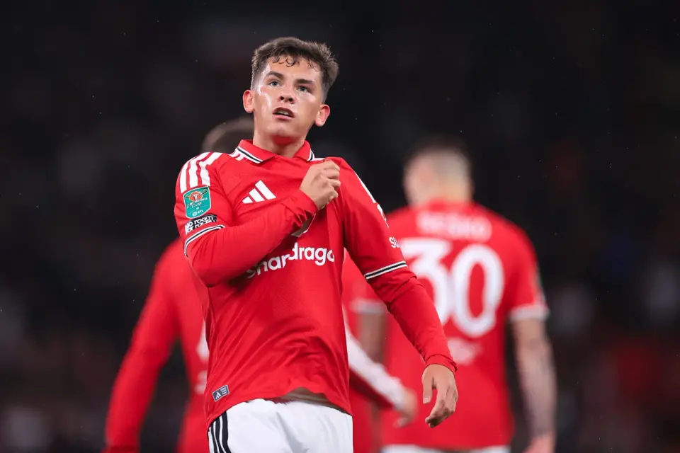Brighton rally seals United’s Carabao Cup exit as Lacey shines