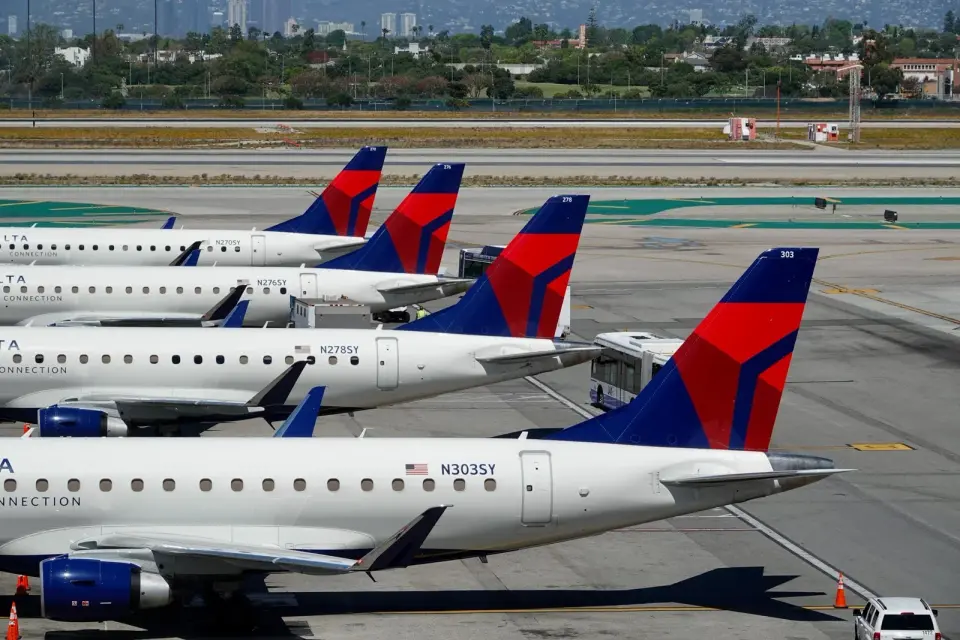 Delta Unveils Largest-Ever LAX Schedule with New Routes to Philadelphia and Monterey