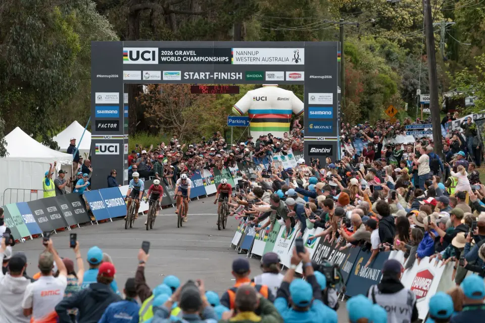 Denmark’s Bak Klaris Stuns Field to Win First Non-European Gravel World Title in Nannup