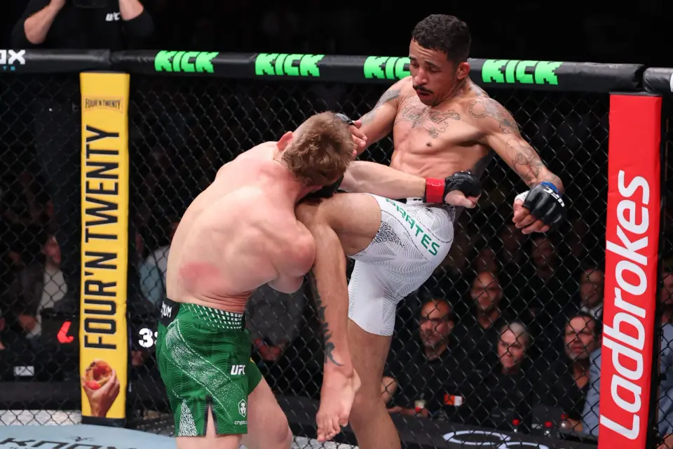 Carlos Prates Stuns Della Maddalena to Seize Welterweight Title Shot at UFC Perth