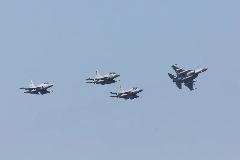 Pakistan Expands Saudi Deployment With 8,000 Troops and Jets