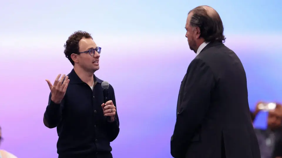 AI Leaders Clash on Safety vs. Speed at Dreamforce Amid Market Turmoil