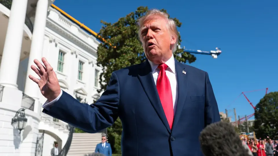 U.S. Weighs Renewed Iran Strikes Before Midterms as Diplomacy Stalls