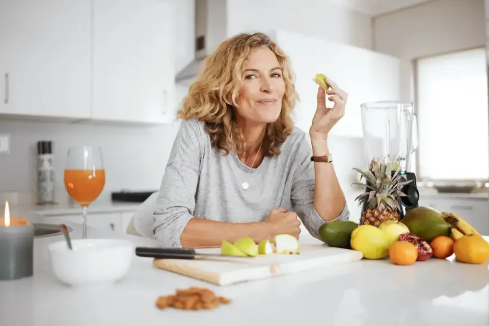 Vitamin C linked to preserved brain structure in older adults