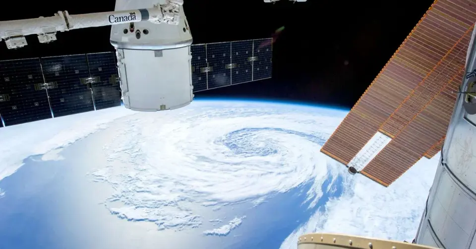Seeing Earth Whole: The Astronaut Mindshift Behind the Overview Effect