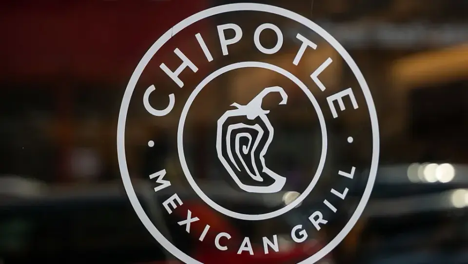 Chipotle Removes Jalapeños Nationwide After Salmonella Tied to a Single Lot