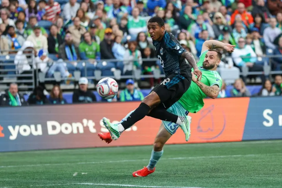 Sounders secure playoff spot with 3-1 win over Minnesota United