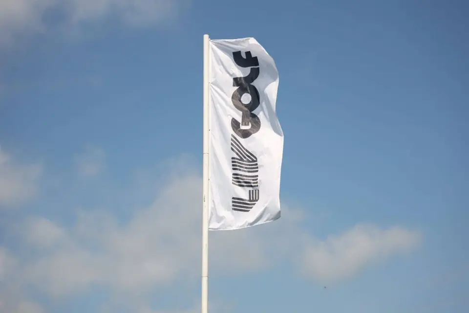 LIV Golf Faces Cash Crunch as Funding Ends and Lawsuits Mount