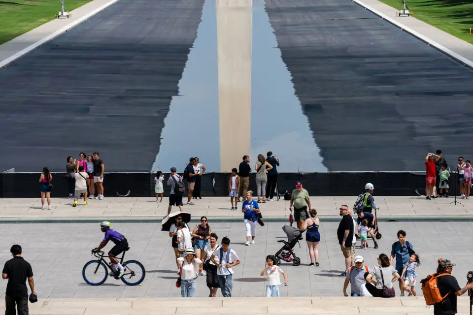 Reflecting Pool arrest leaves woman humiliated as charges are dropped