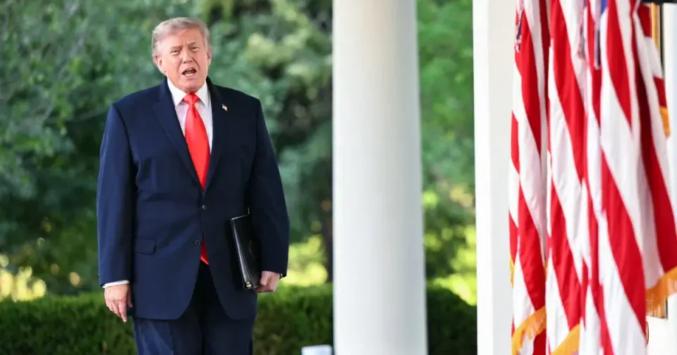 Trump’s 2025 disclosures reveal $1.4B in crypto earnings tied to meme coins and licensing deals