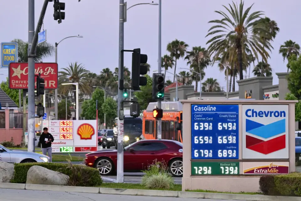 Americans trim daily spending as gas prices spike amid Trump-Iran tensions