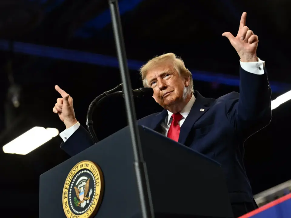 US Midterms: Democrats Lead National Polls by 8 Points, but Senate Majority Remains Elusive