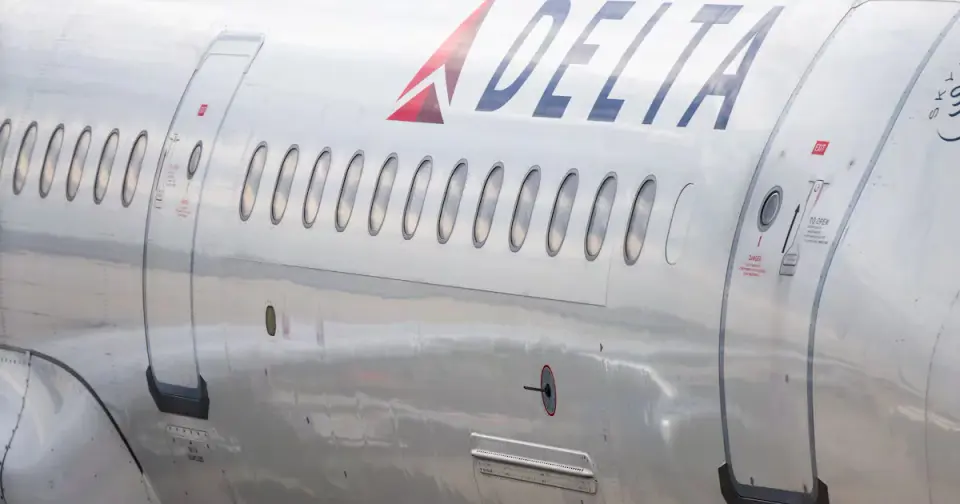 Delta Flight Evacuated at ATL After Cockpit Fumes Detected